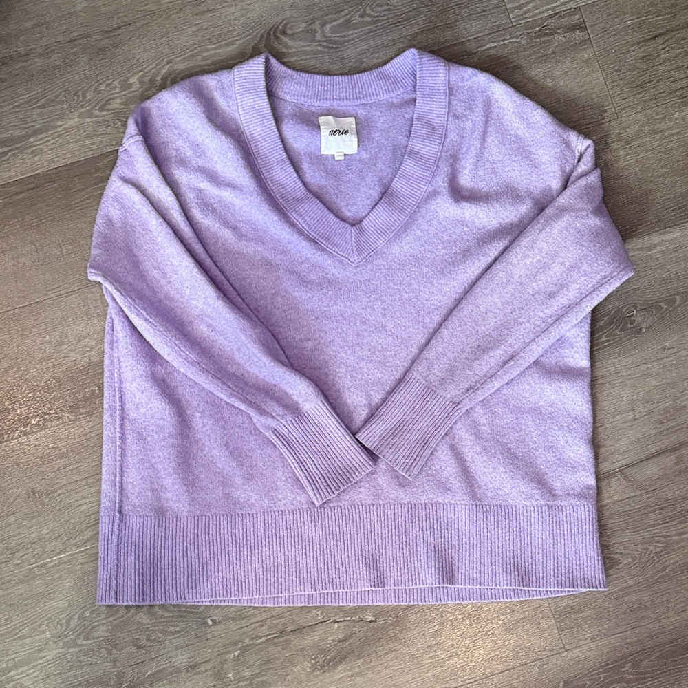 Aerie Lavender V-Neck Sweater